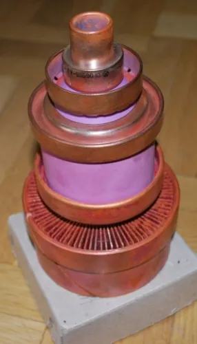 ГУ-96Б генераторный пентод фото 2 ГУ-96Б генераторный пентод фото 2